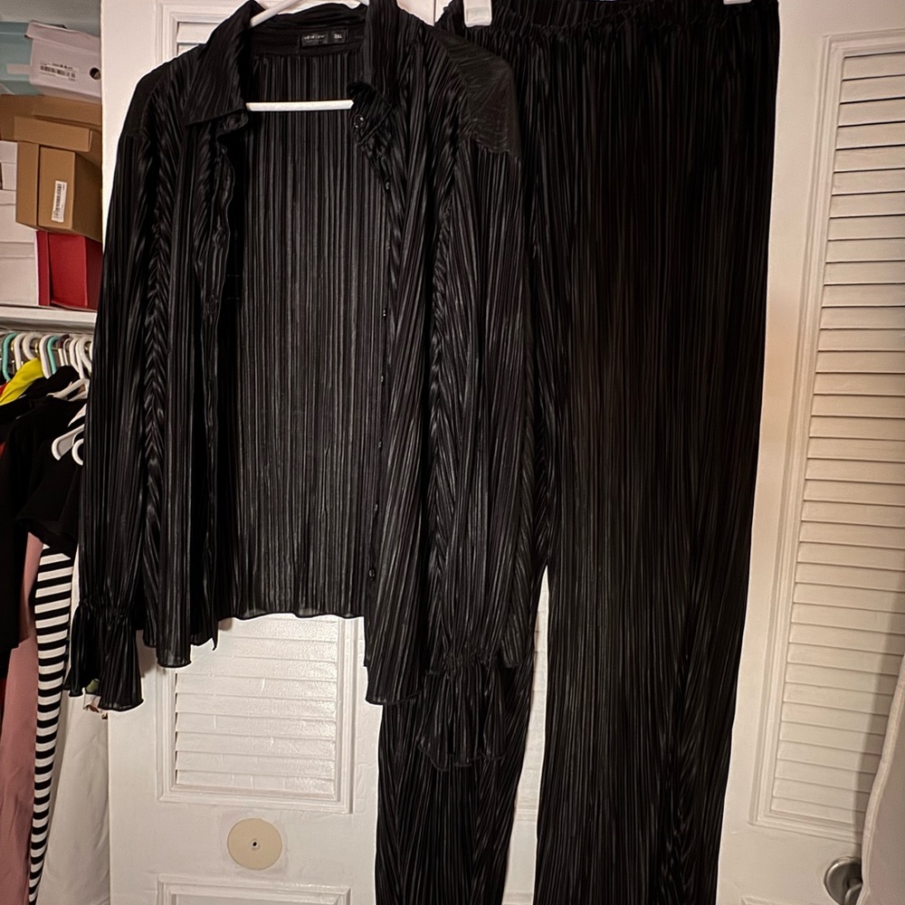 Black Pleated Two-Piece Set
